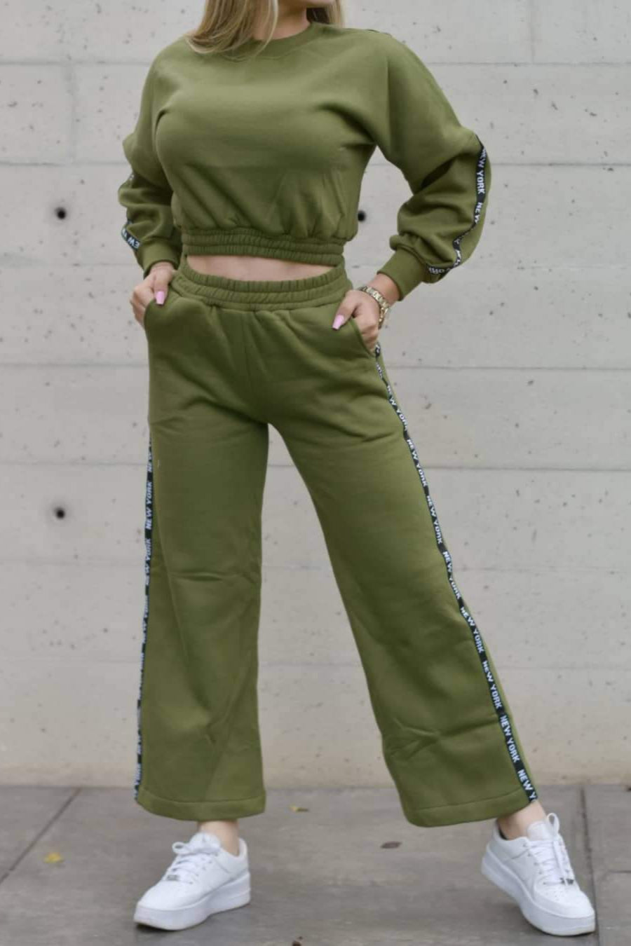 SET CHARLOTTE